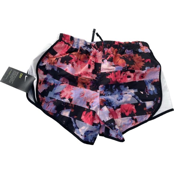 Nike Girls Running Dri-fit Large 4” Inseam Floral Black Pink NWT - Picture 3 of 7